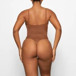 BARELY THERE SCOOP BODYSUIT | BRONZE 8 BARELY THERE SCOOP BODYSUIT | BRONZE -SWIM Sales Store SKIMS BODYSUIT BD THG 3141 DA BRZ 0013 BK
