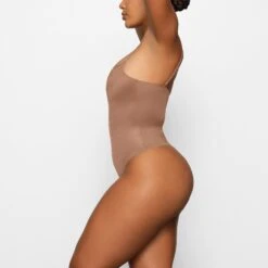 BARELY THERE SCOOP BODYSUIT | SIENNA -SWIM Sales Store SKIMS BODYSUIT BD THG 3141 DA SIE 0009 SD