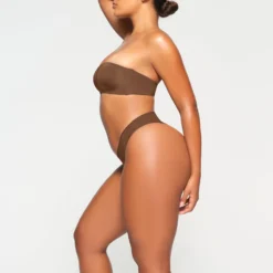 WIRELESS FORM STRAPLESS BRA | JASPER -SWIM Sales Store SKIMS BRA BA BAN 2630 KA JSP 0021 scaled