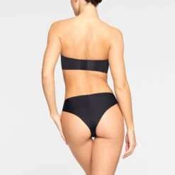 WIRELESS FORM STRAPLESS BRA | ONYX -SWIM Sales Store SKIMS BRA BA BAN 2630 MC ONX 0322 BK