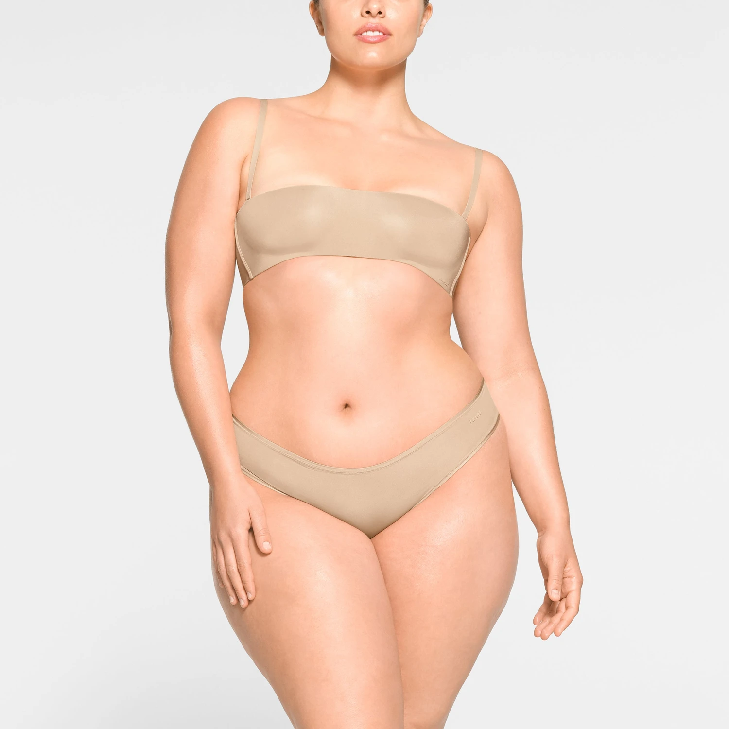 WIRELESS FORM STRAPLESS BRA | SAND 5 WIRELESS FORM STRAPLESS BRA | SAND - Image 5