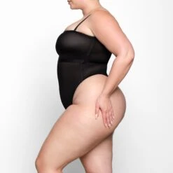 SHEER SCULPT BANDEAU | ONYX -SWIM Sales Store SKIMS BRA BND 0254 YC ONX 0008