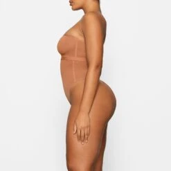 SHEER SCULPT BANDEAU | BRONZE -SWIM Sales Store SKIMS BRA BR BND 0254 DA BRZ 0047 SD