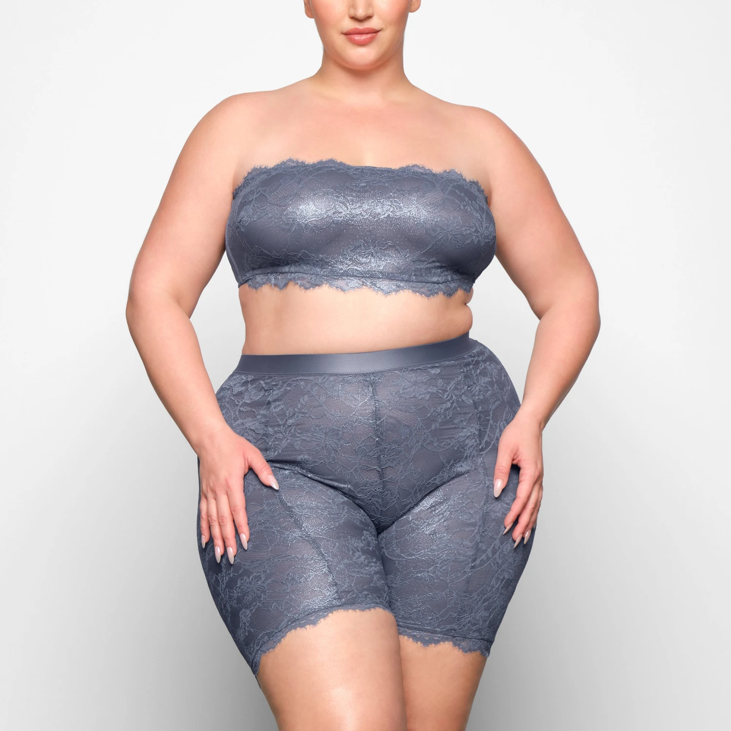 SKIMS LACE BANDEAU | THUNDER 2 SKIMS LACE BANDEAU | THUNDER - Image 2