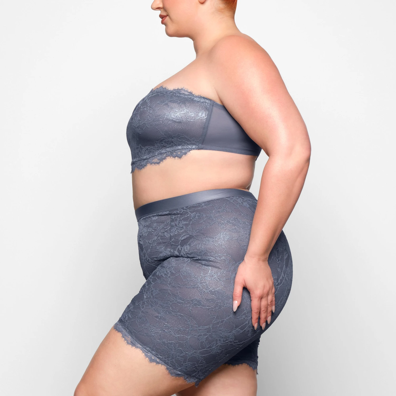 SKIMS LACE BANDEAU | THUNDER 3 SKIMS LACE BANDEAU | THUNDER - Image 3