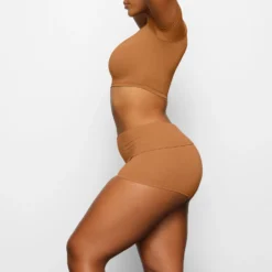 COVER UP FOLD OVER SHORT | ALMOND -SWIM Sales Store SKIMS LOUNGEWEAR CU SHO 2853 CA ALM 0009 SD