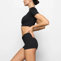 COVER UP FOLD OVER SHORT | ONYX -SWIM Sales Store SKIMS LOUNGEWEAR CU SHO 2853 CD ONX 0009 SD