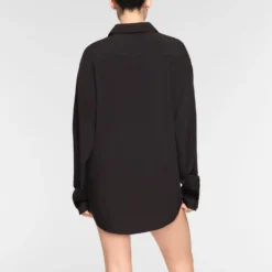 COVER UP SHIRT | ONYX -SWIM Sales Store SKIMS LOUNGEWEAR TP SUR 3493 OC ONX 0011 BK