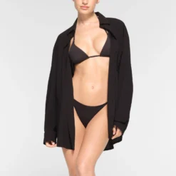 COVER UP SHIRT | ONYX -SWIM Sales Store SKIMS LOUNGEWEAR TP SUR 3493 OC ONX 0018 OPEN