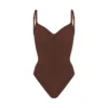 SEAMLESS SCULPT BRIEF BODYSUIT | COCOA