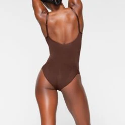 SEAMLESS SCULPT BRIEF BODYSUIT | COCOA 8 SEAMLESS SCULPT BRIEF BODYSUIT | COCOA -SWIM Sales Store SKIMS SHAPEWEAR BD BRF 3370 IB COA 0028 BK