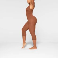 SEAMLESS SCULPT CATSUIT | BRONZE -SWIM Sales Store SKIMS SHAPEWEAR BD FUL 2901 IA BRZ 0009 SD