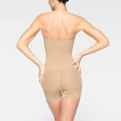 SEAMLESS SCULPT STRAPLESS SHORTIE BODYSUIT | CLAY 9 SEAMLESS SCULPT STRAPLESS SHORTIE BODYSUIT | CLAY -SWIM Sales Store SKIMS SHAPEWEAR BD MDT 2914 JC CLY 0045 BK