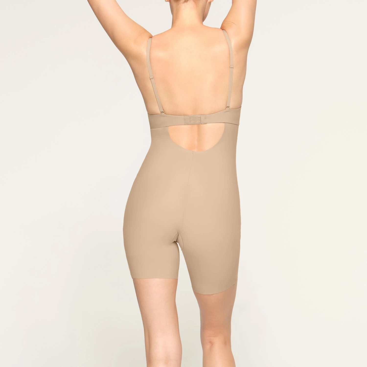 DEEP PLUNGE SHAPEWEAR MID THIGH BODYSUIT | CLAY 4 DEEP PLUNGE SHAPEWEAR MID THIGH BODYSUIT | CLAY - Image 4