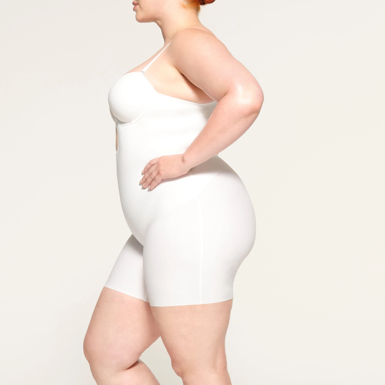 DEEP PLUNGE SHAPEWEAR MID THIGH BODYSUIT | MARBLE 3 DEEP PLUNGE SHAPEWEAR MID THIGH BODYSUIT | MARBLE - Image 3