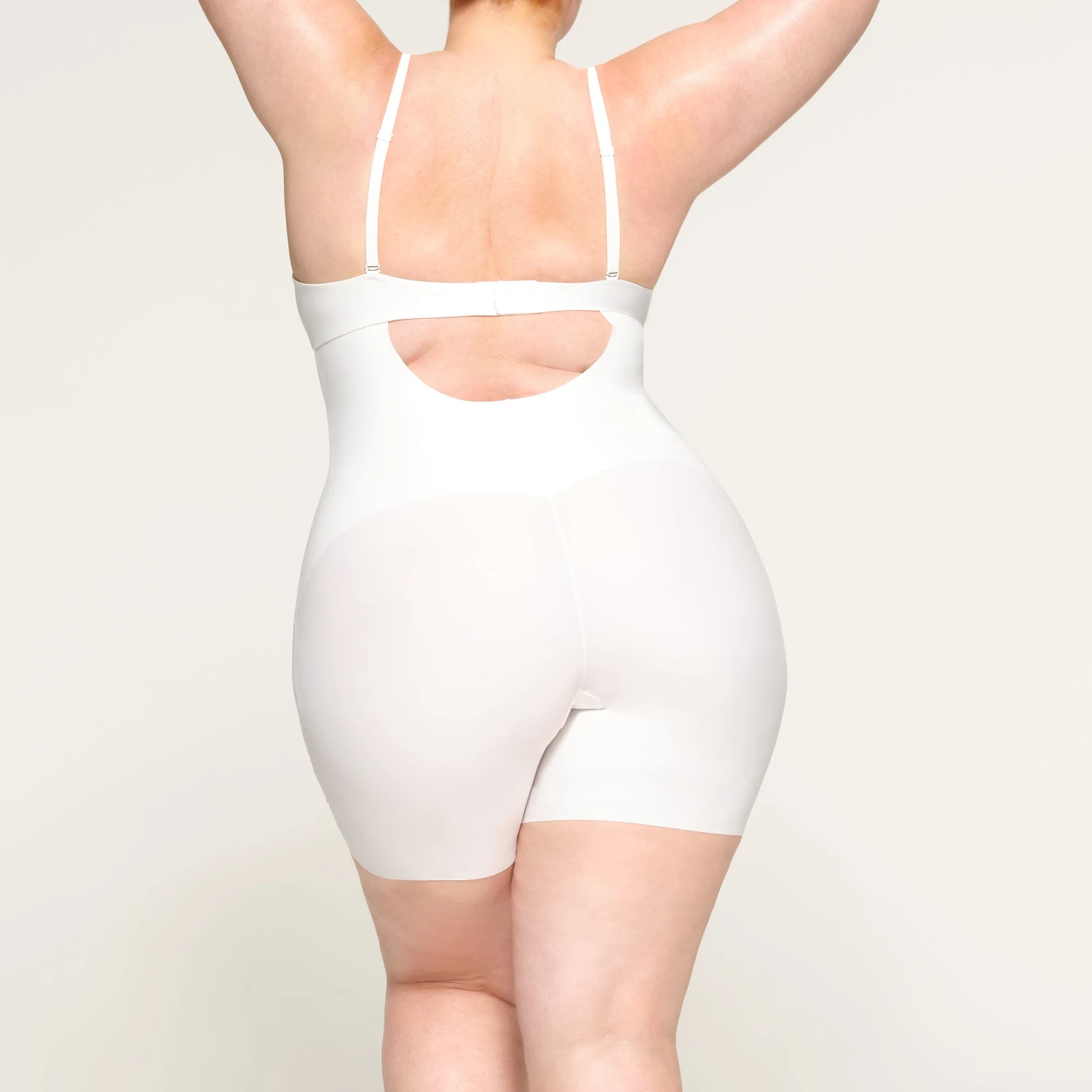 DEEP PLUNGE SHAPEWEAR MID THIGH BODYSUIT | MARBLE 4 DEEP PLUNGE SHAPEWEAR MID THIGH BODYSUIT | MARBLE - Image 4