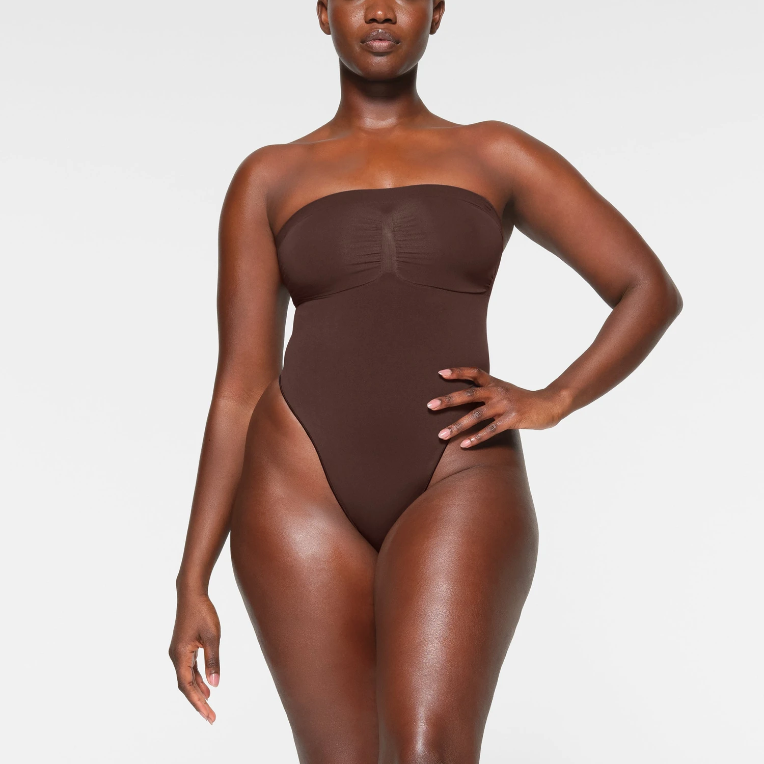 SEAMLESS SCULPT STRAPLESS THONG BODYSUIT | ESPRESSO 2 SEAMLESS SCULPT STRAPLESS THONG BODYSUIT | ESPRESSO - Image 2