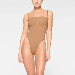 SEAMLESS SCULPT STRAPLESS THONG BODYSUIT | OCHRE -SWIM Sales Store SKIMS SHAPEWEAR BD THG 2913 JC OCH 0003 FR 9cbc0df3 b16d 4807 bcf7 399932e6abf3