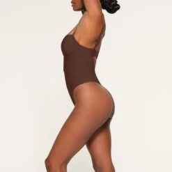 DEEP PLUNGE SHAPEWEAR BODYSUIT | COCOA -SWIM Sales Store SKIMS SHAPEWEAR BD THG 2959 LB COA 0009