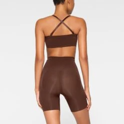 SEAMLESS SCULPT BANDEAU | COCOA -SWIM Sales Store SKIMS SHAPEWEAR BR BAN 2895 JA COA 0018 BK