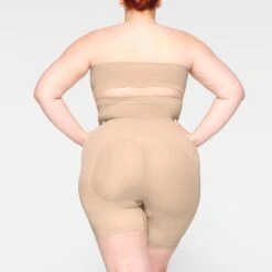 SEAMLESS SCULPT BANDEAU | MICA -SWIM Sales Store SKIMS SHAPEWEAR BR BAN 2895 JB MCA 0036 BK 2ec7350d 7fc0 4bf6 beb5 b3deb01cc3b1