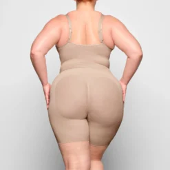BUTT ENHANCING OPEN BUST BODYSUIT | MICA -SWIM Sales Store SKIMS SHAPEWEAR SH BDY 2168 ZB MCA 0010