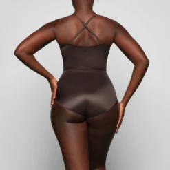 BARELY THERE BODYSUIT BRIEF W/ SNAPS | ESPRESSO -SWIM Sales Store SKIMS SHAPEWEAR SH BSB 1641 ZA ESP 0020