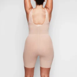 SHEER SCULPT OPEN BUST BODYSUIT | CLAY -SWIM Sales Store SKIMS SHAPEWEAR SH BSS 0014 CLA C BK scaled