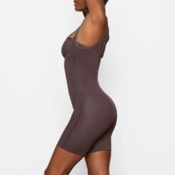 SHEER SCULPT OPEN BUST BODYSUIT | ESPRESSO -SWIM Sales Store SKIMS SHAPEWEAR SH BSS 0014 DB ESP 0010 SD