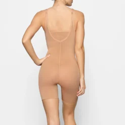 SHEER SCULPT OPEN BUST BODYSUIT | OCHRE 8 SHEER SCULPT OPEN BUST BODYSUIT | OCHRE -SWIM Sales Store SKIMS SHAPEWEAR SH BSS 0014 DD OCH 0015 BK