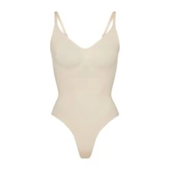 SEAMLESS SCULPT THONG BODYSUIT | SAND