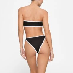 ZIP-UP SWIM BANDEAU TOP | ONYX -SWIM Sales Store SKIMS SWIM BT BAN 3006 HD ONX 0012 BK
