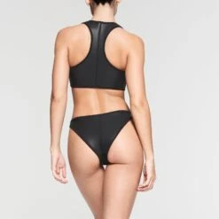 RUBBERIZED SCUBA SWIM HIGH NECK BIKINI TOP | ONYX -SWIM Sales Store SKIMS SWIM BT HNK 3160 NC ONX 015