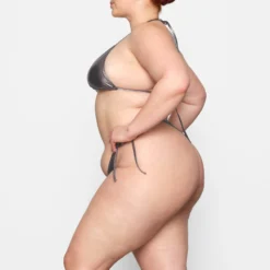 METALLIC SWIM SKIMPY TRIANGLE TOP | CARBON -SWIM Sales Store SKIMS SWIM BT TRI 2803 DC CBN 0009 scaled