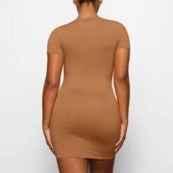 SWIM T-SHIRT DRESS | ALMOND -SWIM Sales Store SKIMS SWIM CU DRS 2793 CA ALM 0018 BK