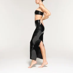 PATENT FAUX LEATHER SWIM SKIRT | ONYX -SWIM Sales Store SKIMS SWIM CU SKT 3656 NC PTO 0009