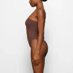 SWIM STRAPLESS MONOKINI | COCOA -SWIM Sales Store SKIMS SWIM OP BRF 2795 CB COA 0022 SD