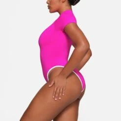 ZIP-UP SWIM MOCK NECK ONE PIECE | HIBISCUS -SWIM Sales Store SKIMS SWIM OP BRF 3027 HA HIB 0011 SD