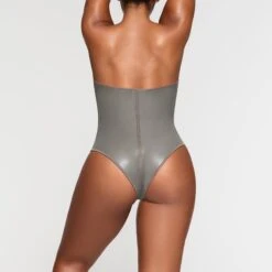 RUBBERIZED SCUBA SWIM STRAPLESS ONE PIECE | GREY CHALK -SWIM Sales Store SKIMS SWIM OP BRF 3163 NA GCK 022