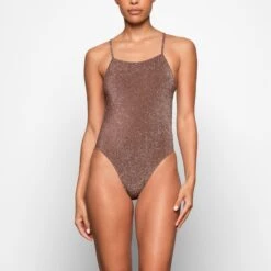 Front Page -SWIM Sales Store SKIMS SWIM SW BDY 0110 JSP ZC 0005 FR x1 953fd6da 0ac5 48c0 bc23 156452389b31