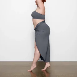 SWIM BANDEAU BIKINI TOP | GUNMETAL -SWIM Sales Store SKIMS SWIM SW BND 0777 MM GUN SD2