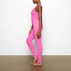 SKIMS SPORT SWIM FULL LENGTH SUIT | TAFFY 8 SKIMS SPORT SWIM FULL LENGTH SUIT | TAFFY -SWIM Sales Store SKIMS SWIM SW BSF 0070 AB TFY 0007 BK SD