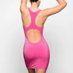 GLITTER SWIM METALLIC DRESS | MAGENTA -SWIM Sales Store SKIMS SWIM SW DRS 0111 MAG ZD 0017 BK x1 3eefbf99 ea17 45c6 ac6e 1e6fe6d6bb7b