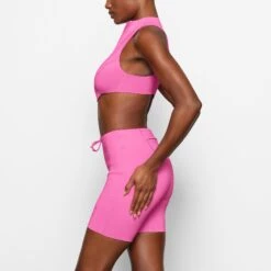 SKIMS SPORT SWIM MID THIGH SHORT | TAFFY 10 SKIMS SPORT SWIM MID THIGH SHORT | TAFFY -SWIM Sales Store SKIMS SWIM SW MWS 0053 AB TFY 0007a SD