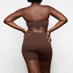 SHAPING SWIM SHORT | COCOA 8 SHAPING SWIM SHORT | COCOA -SWIM Sales Store SKIMS SWIM SW MWS 0122 RA COA 017 BK