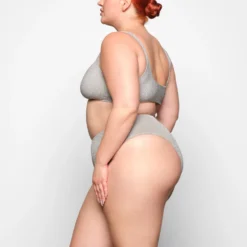 GLITTER SWIM SCOOP BIKINI TOP | NICKEL -SWIM Sales Store SKIMS SWIM SW SCN 0106 NIC ZB 0007 SD x1 f3f2f8a1 ac70 4519 8fcb 328301b8c2d5