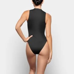 SWIM ZIP FRONT SLEEVELESS ONE PIECE | ONYX -SWIM Sales Store SKIMS SWIM SW SLO 0149 TC ONX 0020 BK