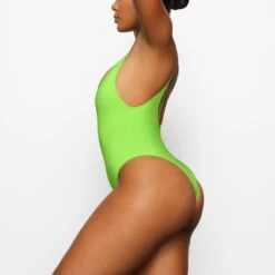 SWIM SCOOP NECK ONE PIECE | NEON GREEN -SWIM Sales Store SKIMS SWIM SW SNO 0044 CA NGE 0007 SDb