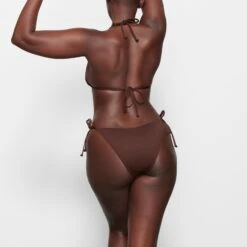 SWIM DIPPED TIE BOTTOMS | COCOA -SWIM Sales Store SKIMS SWIM SW TBM 0797 MK COA BK