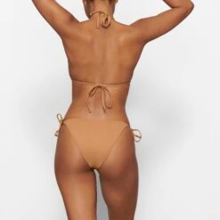 SWIM TRIANGLE TOP | ALMOND -SWIM Sales Store SKIMS SWIM SW TRI 0778 MM ALM BK